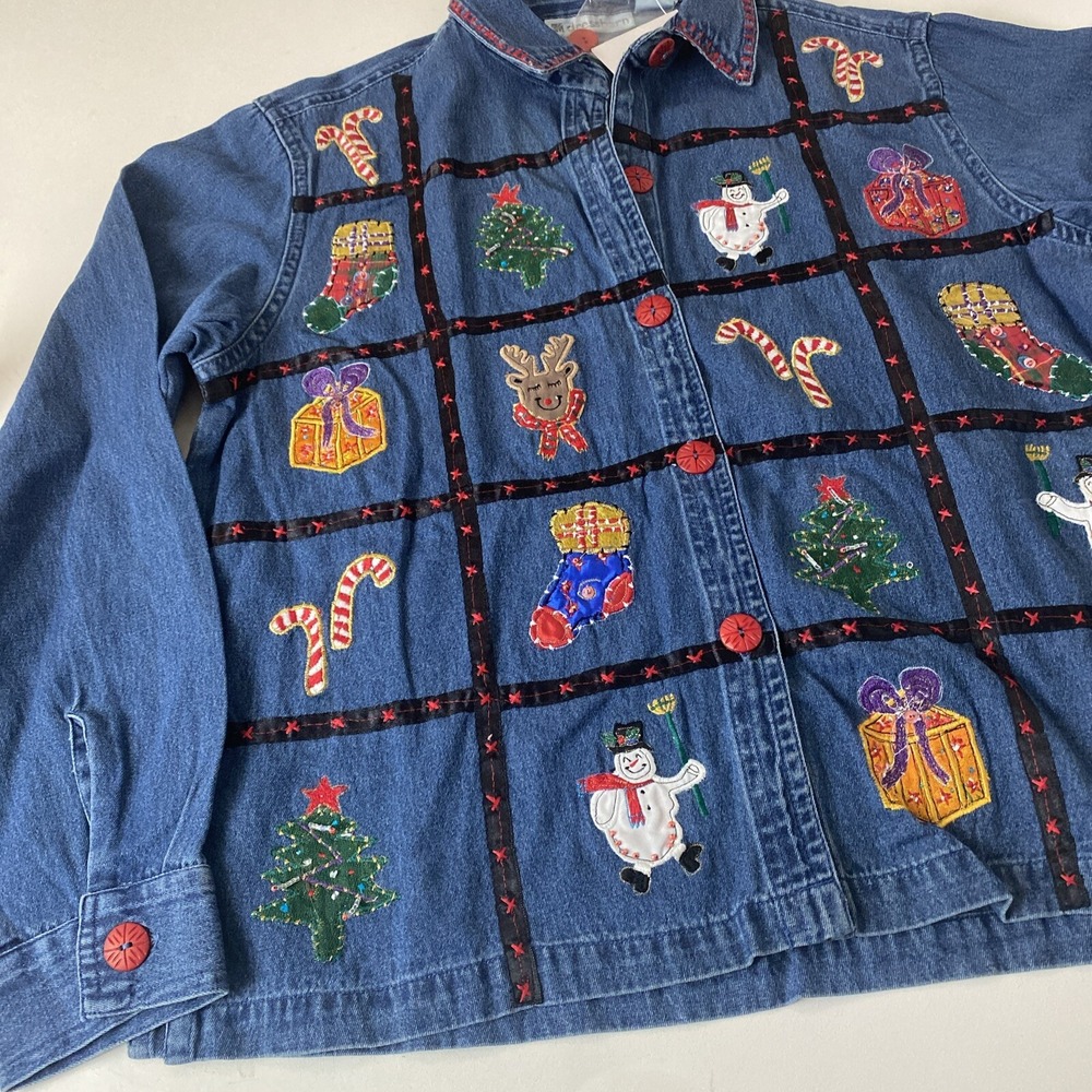 Dressbarn Womens M Christmas Theme Button up Shirt Trim Denim Top NWT! cotton - Picture 2 of 14
